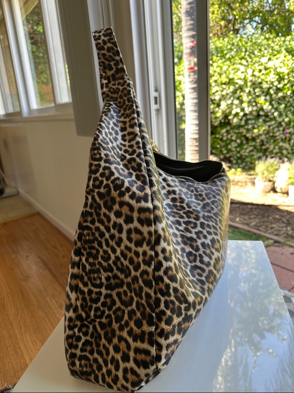 AKIRA Leopard-Print Hobo Bag - Brown, Black & Cream - Picture 6 of 9